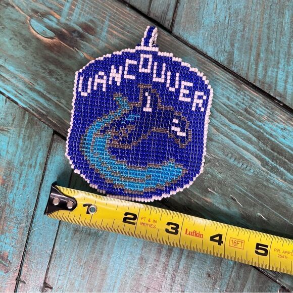 Handcrafted Beaded Vancouver Canuck's Medal - No Chain NHL Hockey - Picture 3 of 6